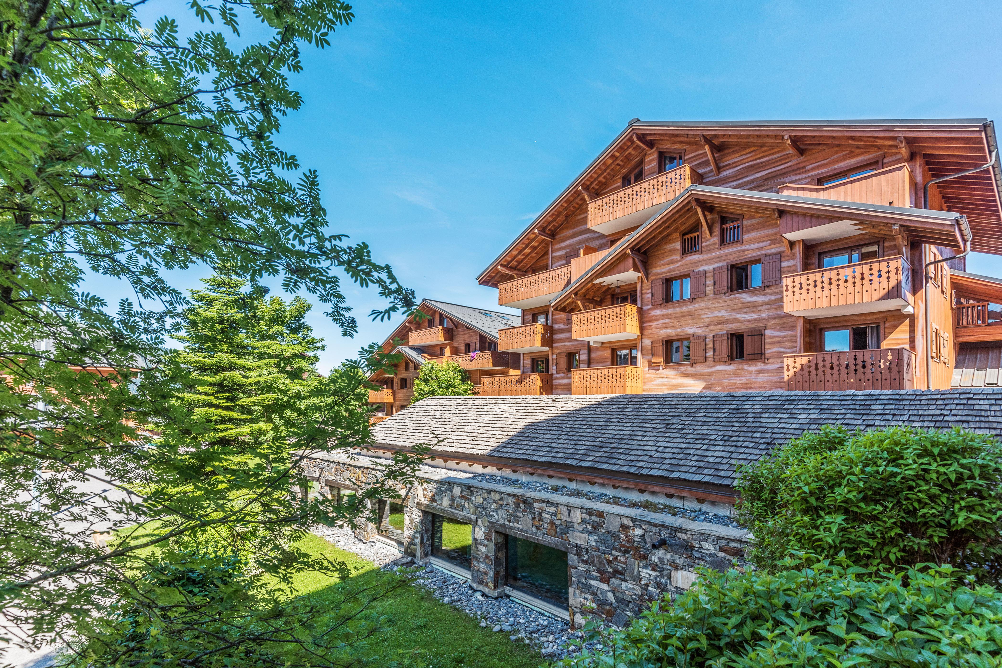 Residence Pierre & Vacances Premium Les Fermes Du Soleil Les Carroz d'Araches Exterior photo