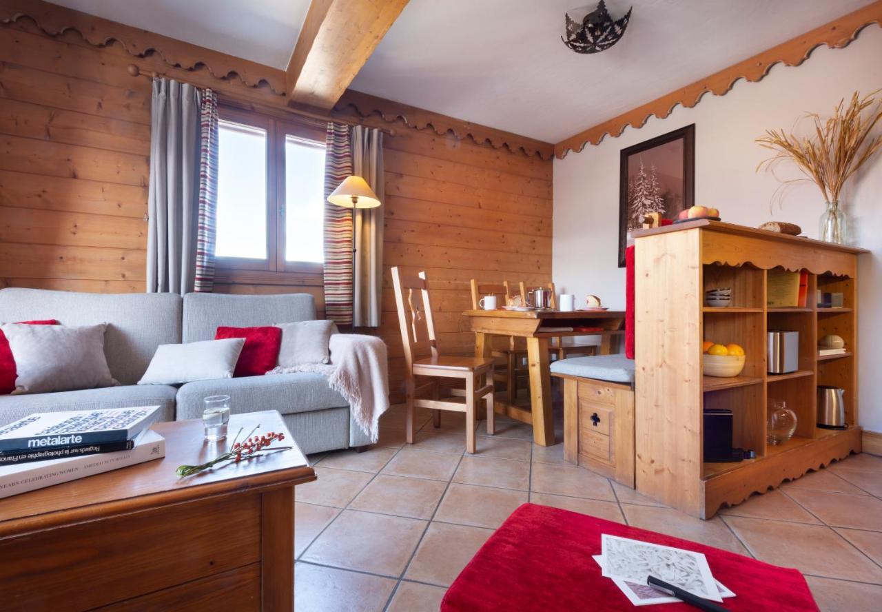 Residence Pierre & Vacances Premium Les Fermes Du Soleil Les Carroz d'Araches Exterior photo
