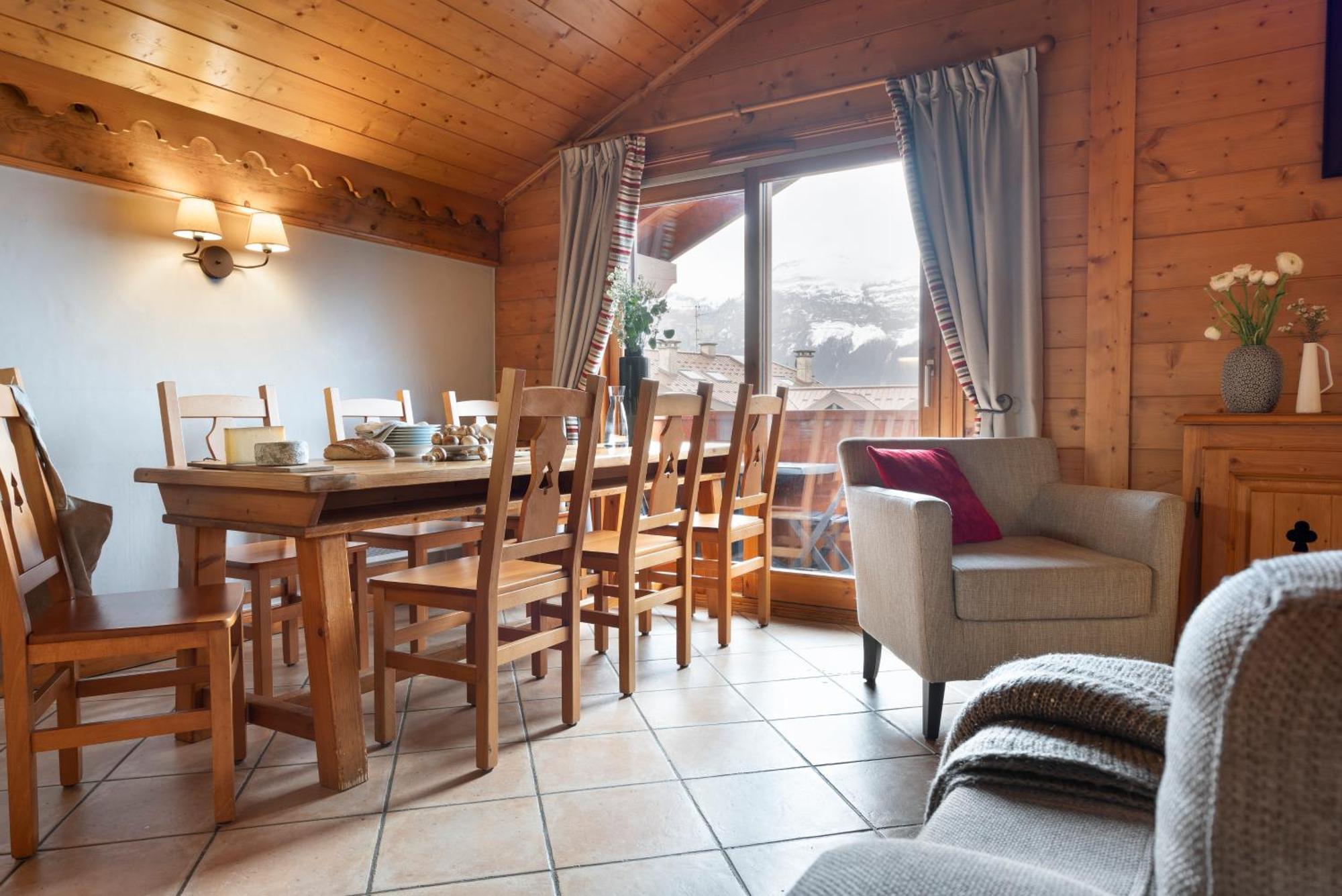 Residence Pierre & Vacances Premium Les Fermes Du Soleil Les Carroz d'Araches Exterior photo